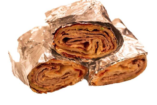 D3. Braised Beef Roll 牛肉卷饼